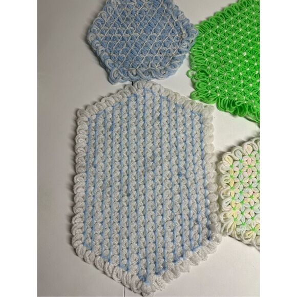 Rare Vintage Handmade Set of 6 Knit Crochet Hot Pad Trivet Potholders - Picture 2 of 14